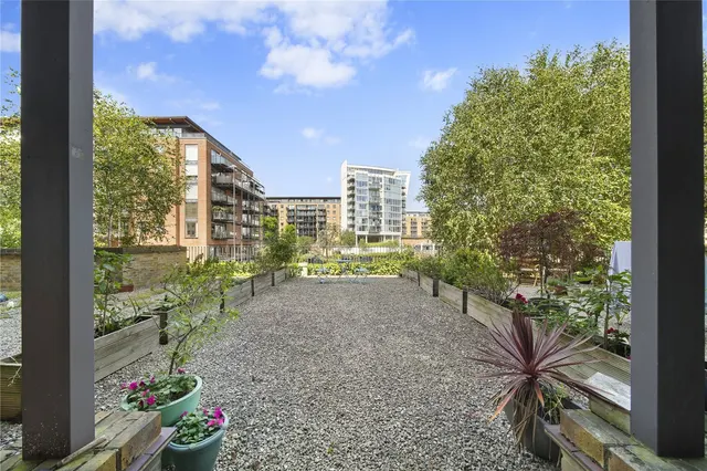 Branch Road, London, E14, photo 3