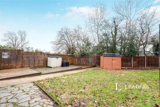 Sherwood Crescent, Reigate, RH2, photo 3