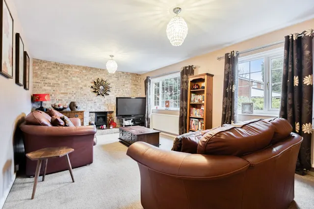 Barleycorn Close, Wakefield, WF1, photo 1