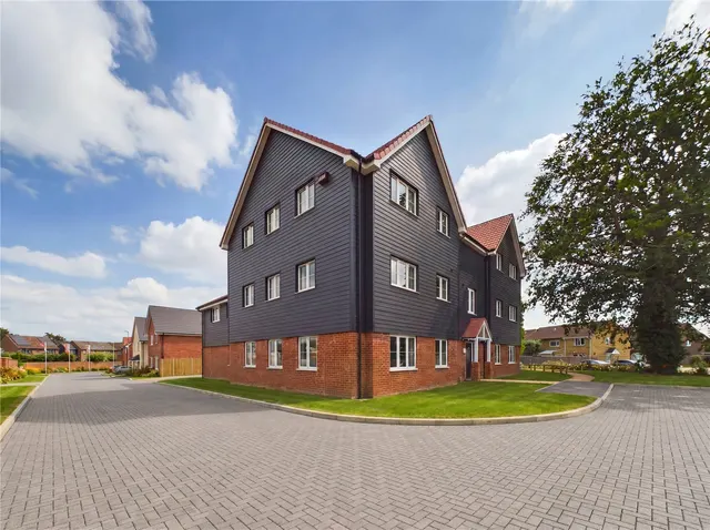 Pine Grove, Trimley St. Mary, IP11, photo 2