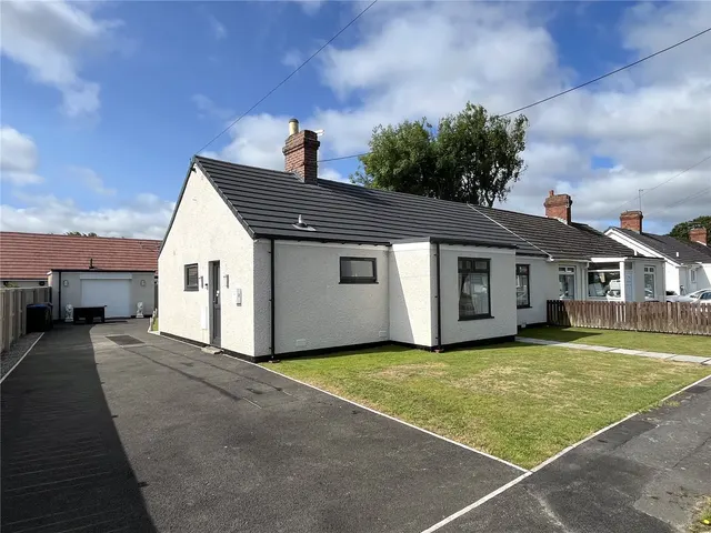 Newhouse Avenue, Esh Winning, Durham, DH7, photo 1