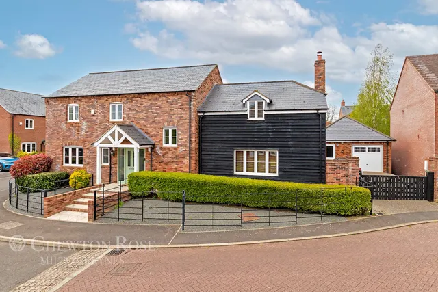 School Lane, Hartwell, photo 1