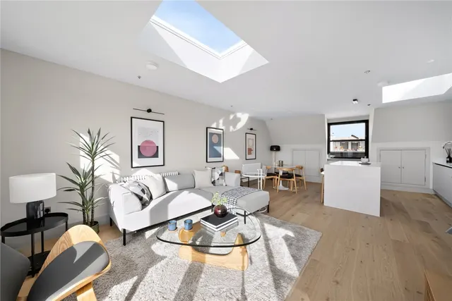 Morrish Road, London, SW2, photo 2