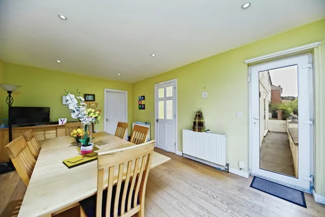 Hyde Road, South Croydon, CR2, photo 1