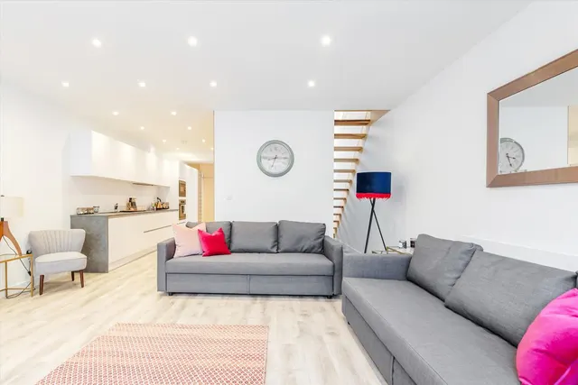 Grange Road, London, SE1, photo 2