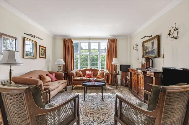 Photo 2 — Friars Lane, Richmond, TW9 1NT