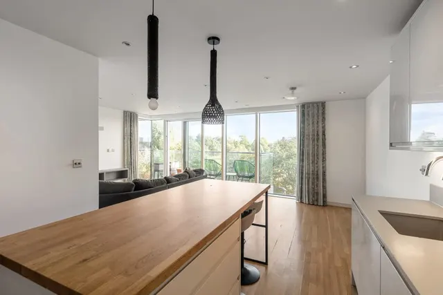 Goodchild Road, London, N4, photo 1