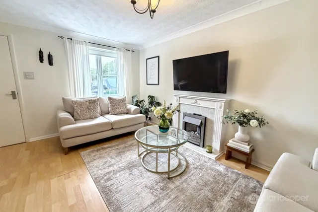 Snowshill Close, Maple Park, CV11, photo 3