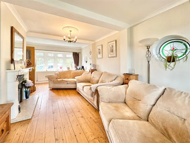 Wayside Close, Copythorne, photo 3