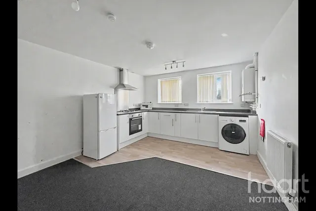 Basford Road, Old Basford, NG6, photo 2
