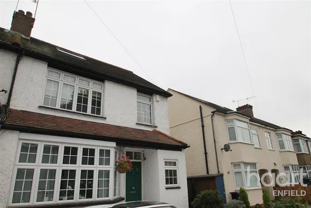 St. Georges Road, Enfield -, EN1, photo 1