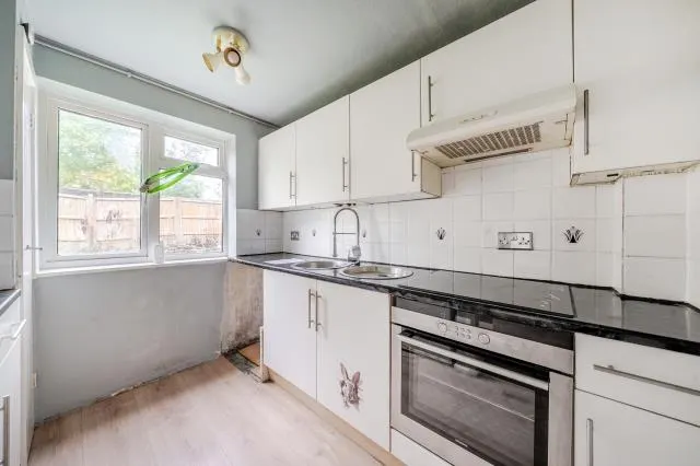 Aldebury Road, Maidenhead, SL6, photo 2