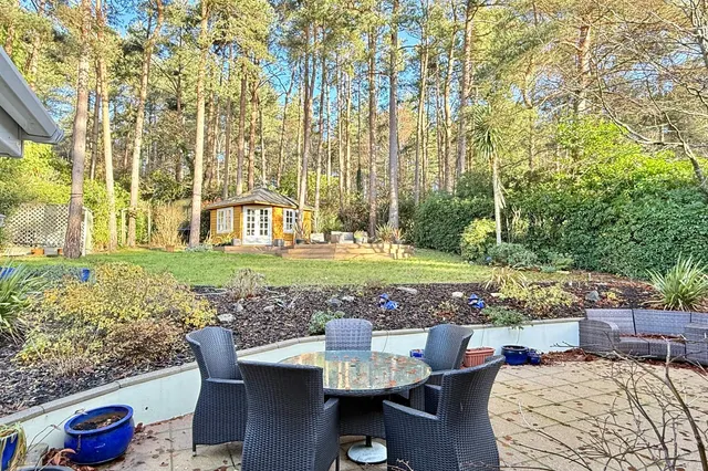 St. Ives Park, Ashley Heath, BH24, photo 3