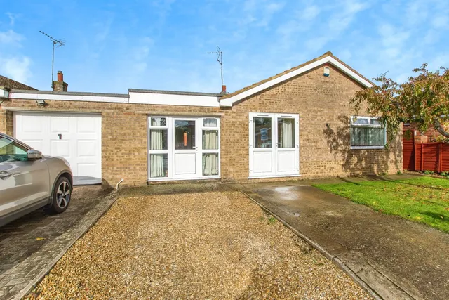 Queen Elizabeth Drive, WISBECH, photo 1