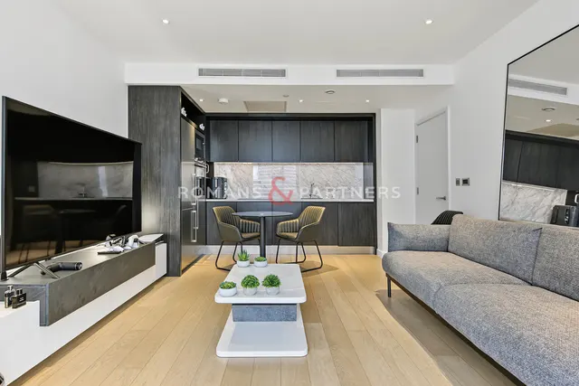 Charrington Tower, Canary Wharf, E14, photo 2