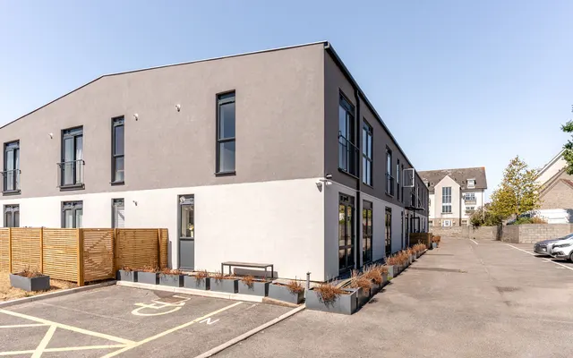 Forest Apartments, Kingswood, BS15, photo 1