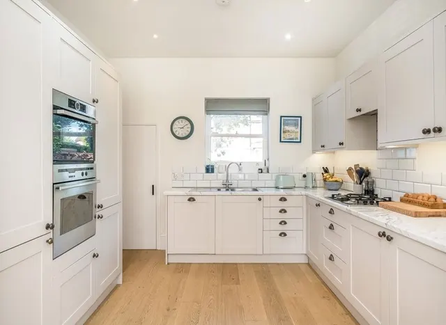 Photo 3 — Minard Road, Hither Green, SE6