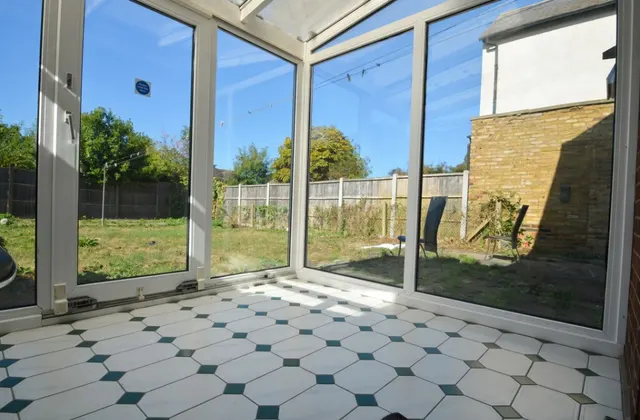 Chattern Hill, Ashford, photo 2