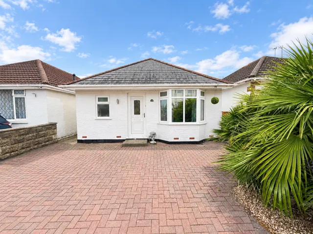 Sunnyside Road, Parkstone, BH12, photo 1