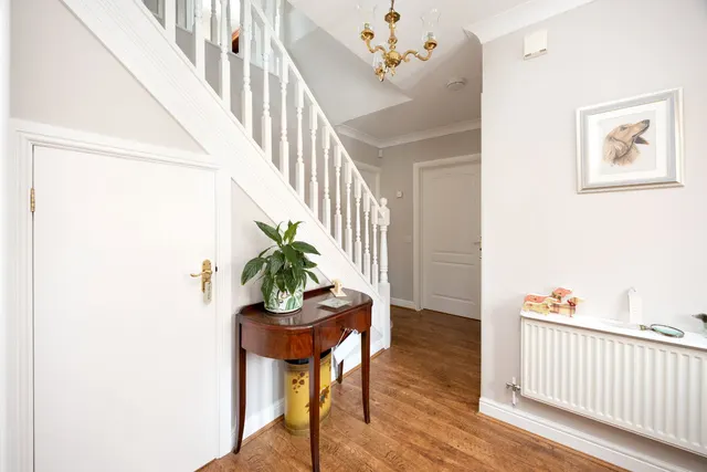 Teasel Close, Devizes, SN10, photo 3
