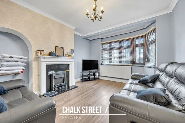 Photo 2 — Cecil Avenue, Hornchurch, RM11 2ND