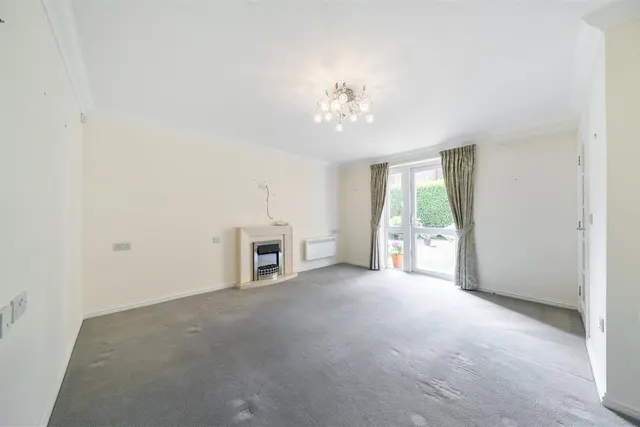 High Street, Rickmansworth, WD3, photo 2