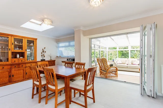 Photo 3 — Ashurst Avenue, Southend-on-Sea, Essex, SS2