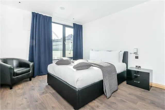Fulton Road, Wembley, HA9, photo 2