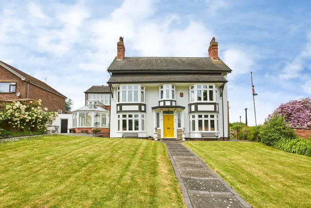 Church Street, Heanor, DE75, photo 1