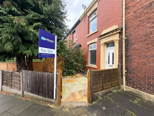 Kirby Road, Blackburn, BB2, photo 1