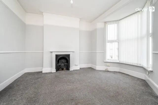 Bayswater Road, Central, photo 3