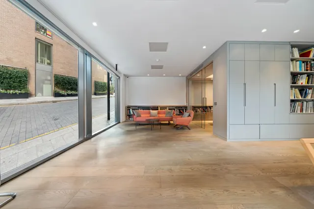 Chelsea Creek, Fulham, SW6, photo 1