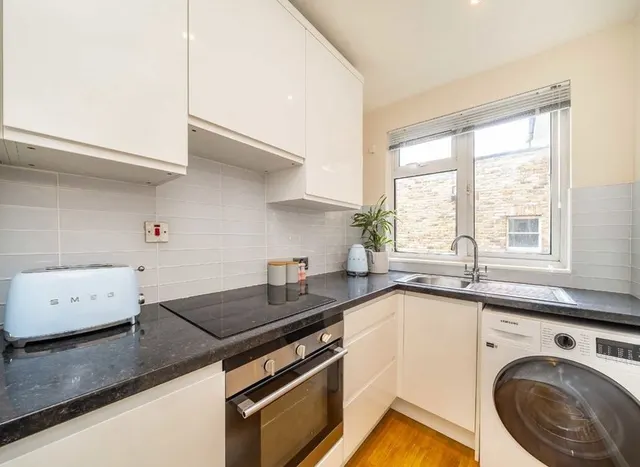 Photo 3 — Northbourne Road, Clapham, SW4
