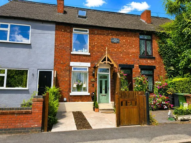 Albutts Road, Brownhills, WS8, photo 1