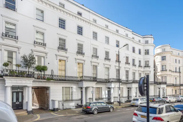 Photo 3 — 5k Westbourne Crescent, London