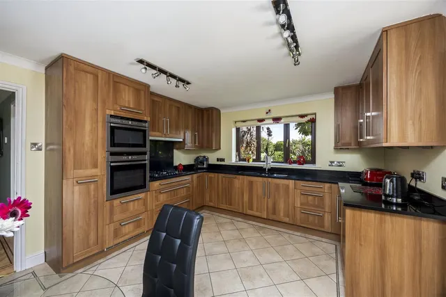 Photo 3 — Cherry Gardens, High Salvington, Worthing