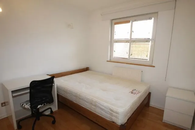 Queen of Denmark Court Surrey Quays, SE16, photo 1