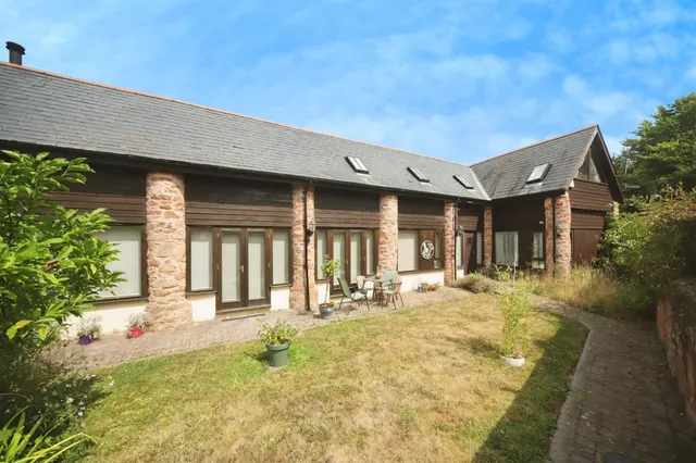 Huish Barns, Washford, TA23, photo 1