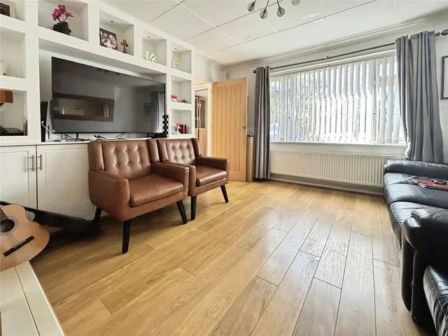 Photo 2 — Silverhurst Drive, Tonbridge, Kent, TN10