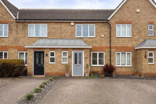 The Beacons, Stevenage, SG1, photo 1