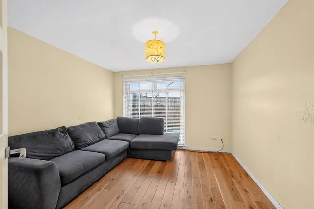 Gigha Crescent, Broomlands, KA11, photo 2