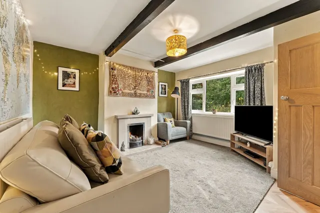 Alderley Road, Prestbury, photo 3