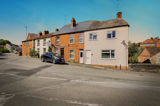 North Street, Raunds, photo 1