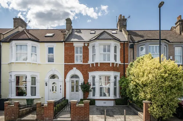 Ardgowan Road, London, SE6, photo 1