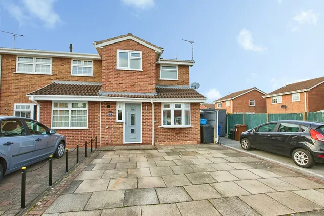 Mountbatten Close, Stretton, DE13, photo 1