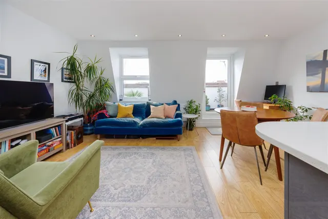 Malden Road, London, NW5, photo 1