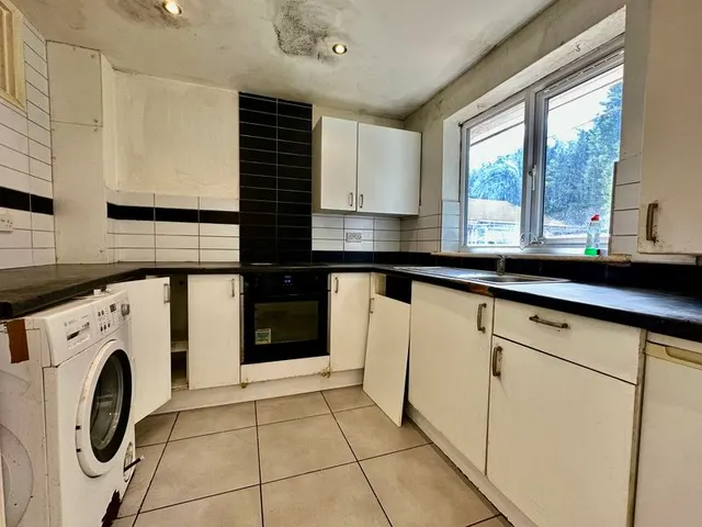 Vincent Road, Luton, LU4, photo 3