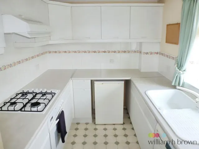 Photo 2 — Whitley Close, Skellingthorpe, LINCOLN