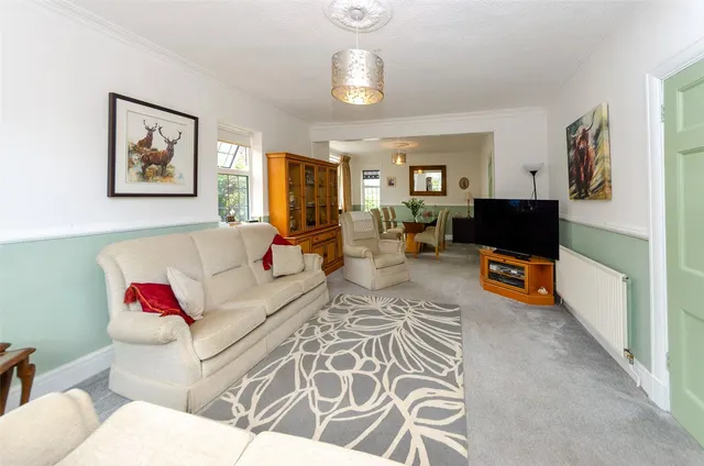Abergele Road, Llanddulas, photo 3