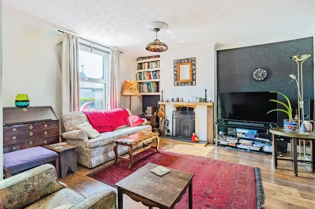 Albert Terrace, Newton Abbot, TQ12, photo 3